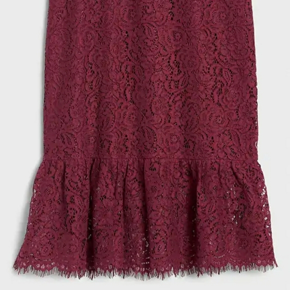 Banana Republic Lace Flounce Pencil Skirt - Picture 4 of 7